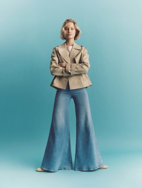High-Impact Statement Jeans