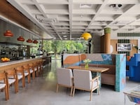 Soviet-Inspired Caf&eacute; Interiors Image 1