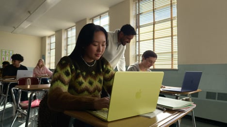 Smartphone Chip-Powered Laptops