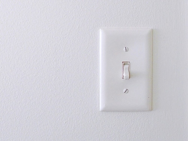 Hitless Optical Switching Systems