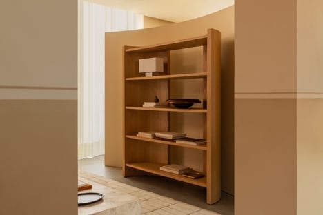 Curved Oak Shelving