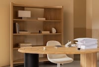 Curved Oak Shelving Image 3