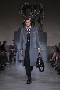 Refined High-End Fashion Runways Image 1