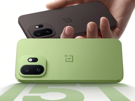 Compact Flagship Phones