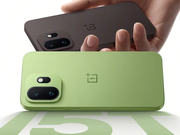 Compact Flagship Phones