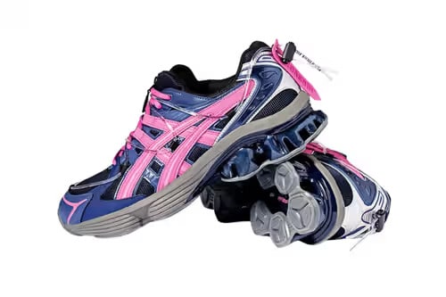 Sportstyle Runner Capsules : YOASOBI x ASICS GEL-KINETIC FLUENT Y