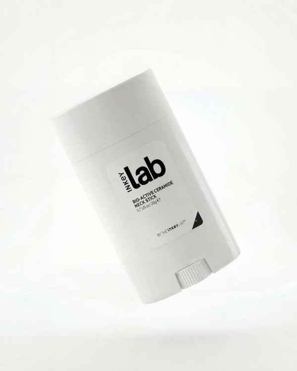 Swipe-On Neck Treatments