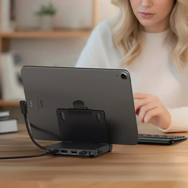 Remote Workstation Tablet Hubs: The Satechi OntheGo™ Foldable Stand Hub ...