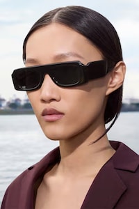 Luxe Minimalist Eyewear Frames Image 2