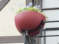 Corner Railing Planters Image 2