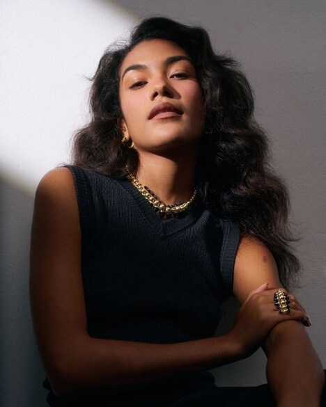 Singer-Backed Luxurious Jewelry Capsules