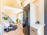Tiny Cabin Homes Image 3