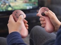 Seahorse-Inspired Controllers Image 2
