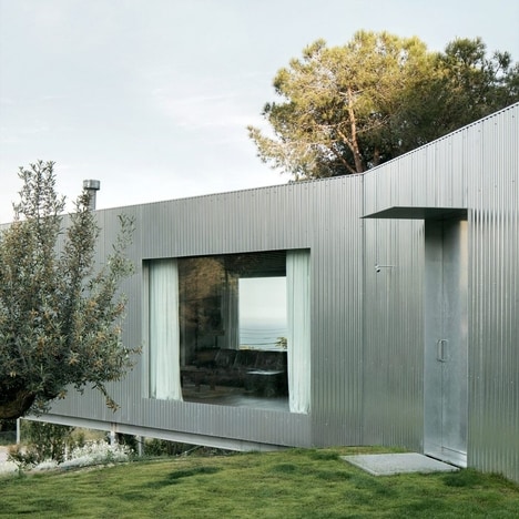 Metal-Clad Coastal Homes