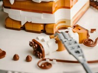 Puzzle Dessert Sculptures Image 3