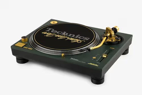 Limited Edition Turntables: Technics SL-1200M7ALD Turntable