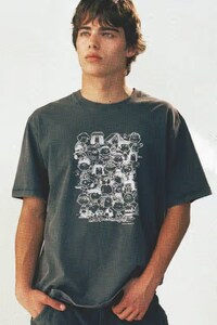 Graphic Apparel Capsules Image 4