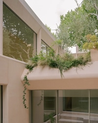 Sculptural Garden Extensions Image 2