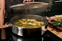 Modernized Japanese Cookware Image 4