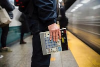 Compact Sampling Devices Image 1