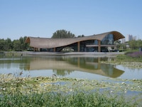 Lakeside Forest Restaurants Image 2