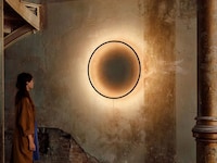 Dynamic Wall Lamps Image 2