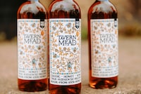 Authentic Easy-Drinking Meads Image 1