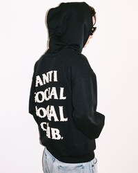 Brand Motif-Centric Fashion Lines