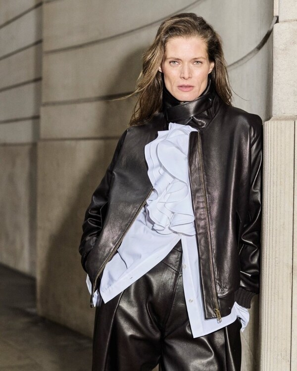 Modern Life-Inspired Fashion Campaigns