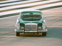 Custom-Built Retro Vehicle Designs Image 2