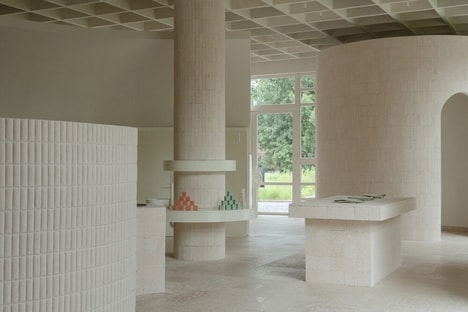 Minimal Retail Spatial Strategies