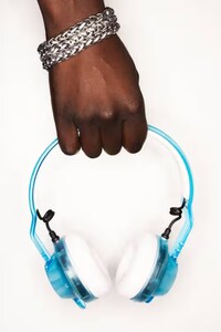 Wireless Audio Capsules Image 3