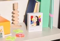 Compact Print Frame Cameras Image 1