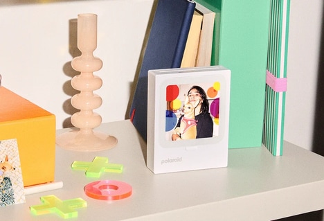 Compact Print Frame Cameras