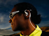 Open-Ear Sport Buds Image 2