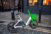 Small-Wheeled Shared E-Bikes Image 2