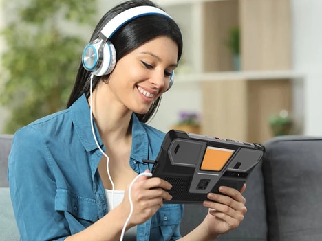 Rugged Projector Tablets