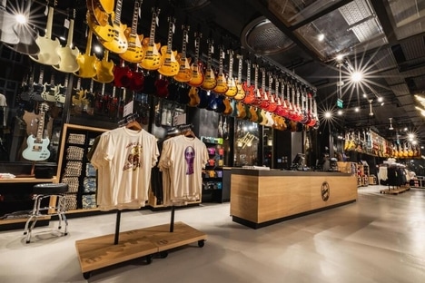 In-Store Live Acoustic Performances