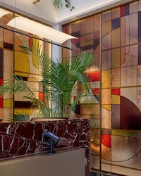 Dynamic Layered Lobbies Image 3