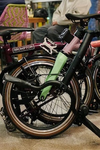 Graphic Folding Bicycles Image 2