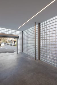 Adaptive Corner Houses Image 3