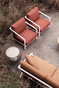 Architectural Outdoor Seating Image 2