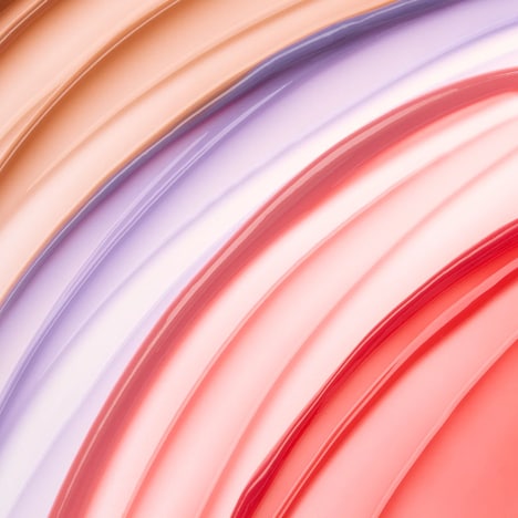 Volumizing Lip Balm-to-Oils