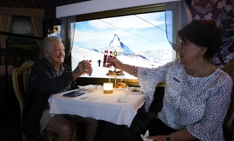 VR Rail Carriages