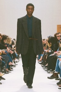 Quiet Boldness-Inspired Ready-To-Wear Lines Image 4