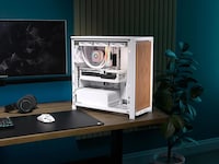 Modular Mid-Tower Cases Image 1