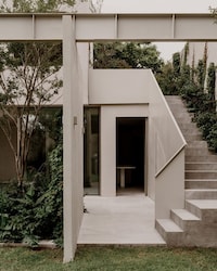 Metal-Based Concrete Homes Image 3