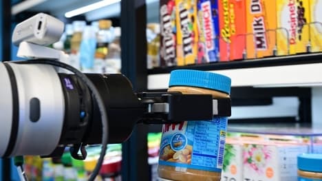 Autonomous Smart Store Installations