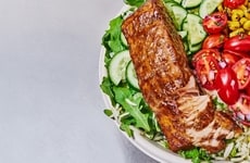 Pomegranate-Glazed Salmon Filets