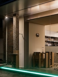 Industrial Contrast Dining Spaces Image 2